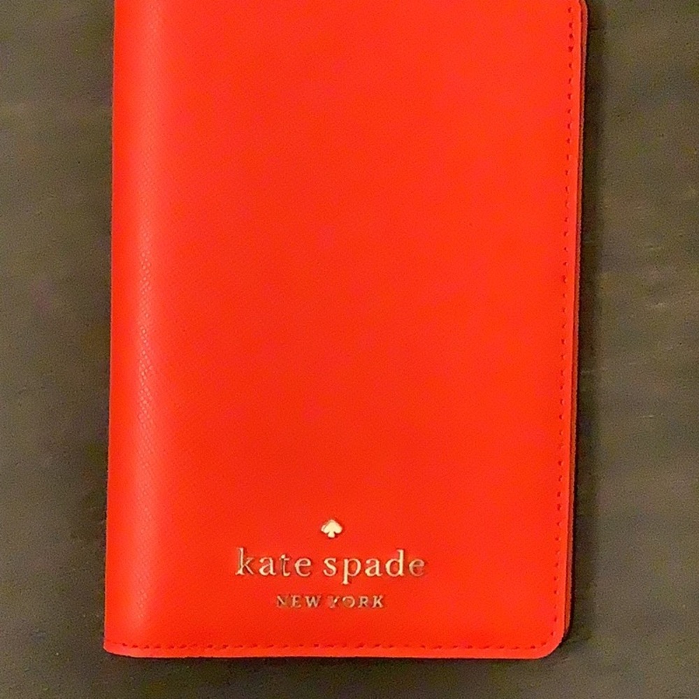 NWOT Kate Spade passport holder